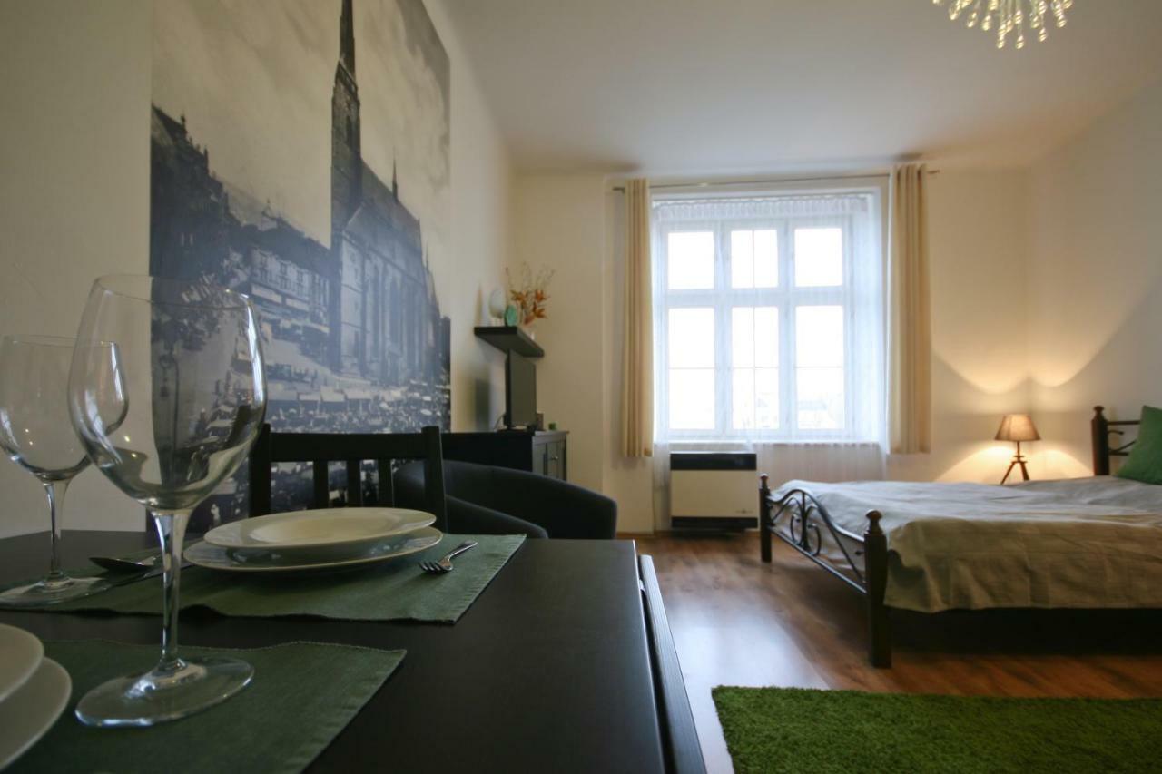 Apartman Mrakodrap Plzen Ngoại thất bức ảnh
